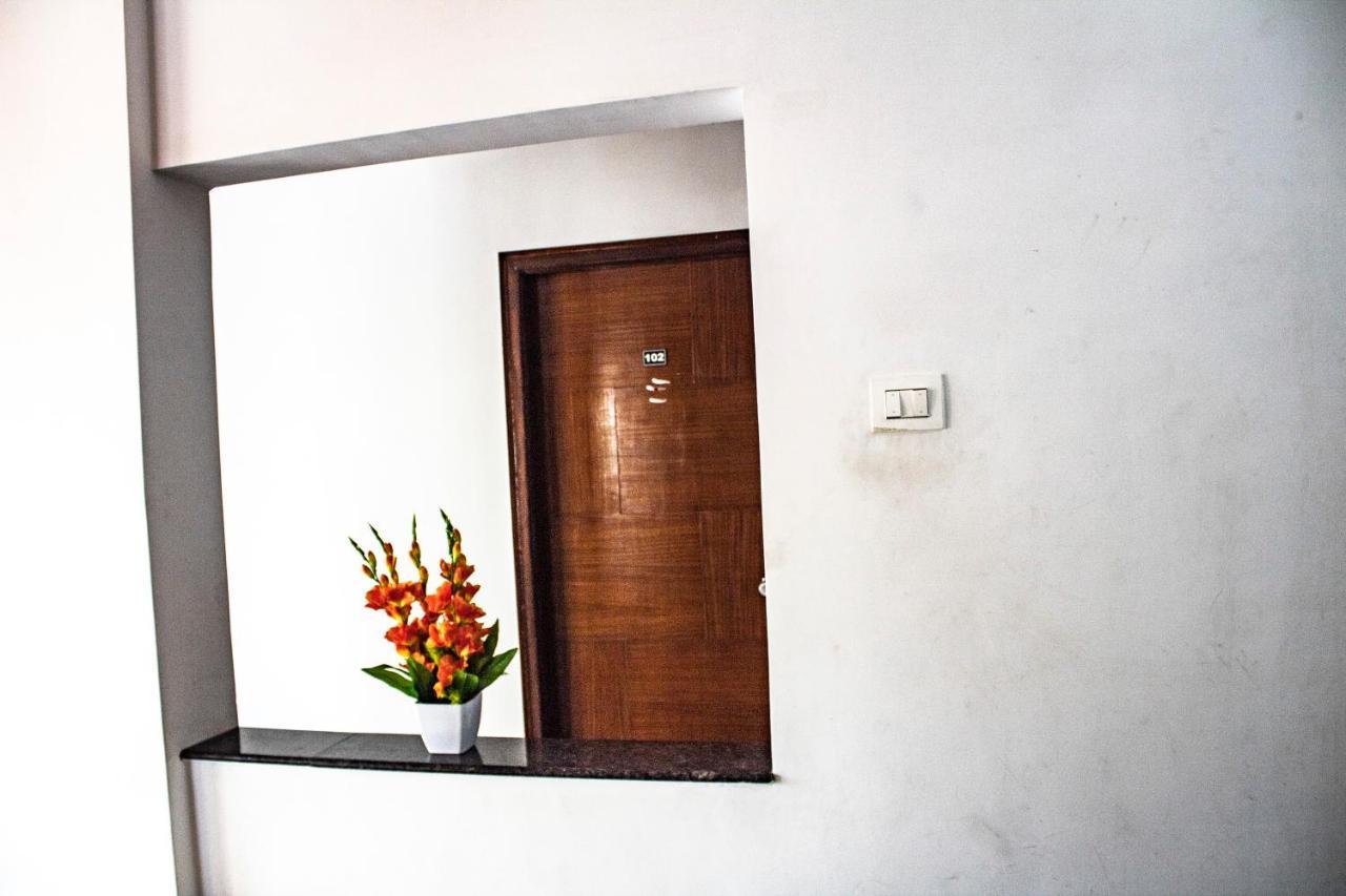 Hotel Royal Suites Bangalore Exterior photo